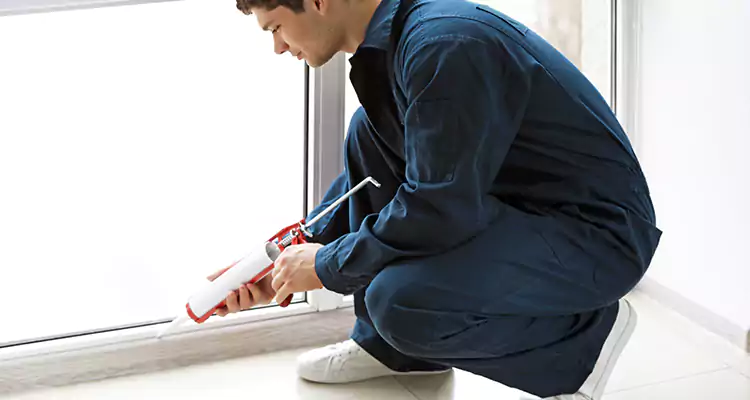 Window Glass Caulk Repair in Wright, FL