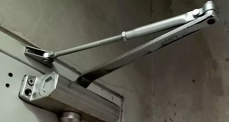 Door Closer Parallel Arm Installation in Wright, FL